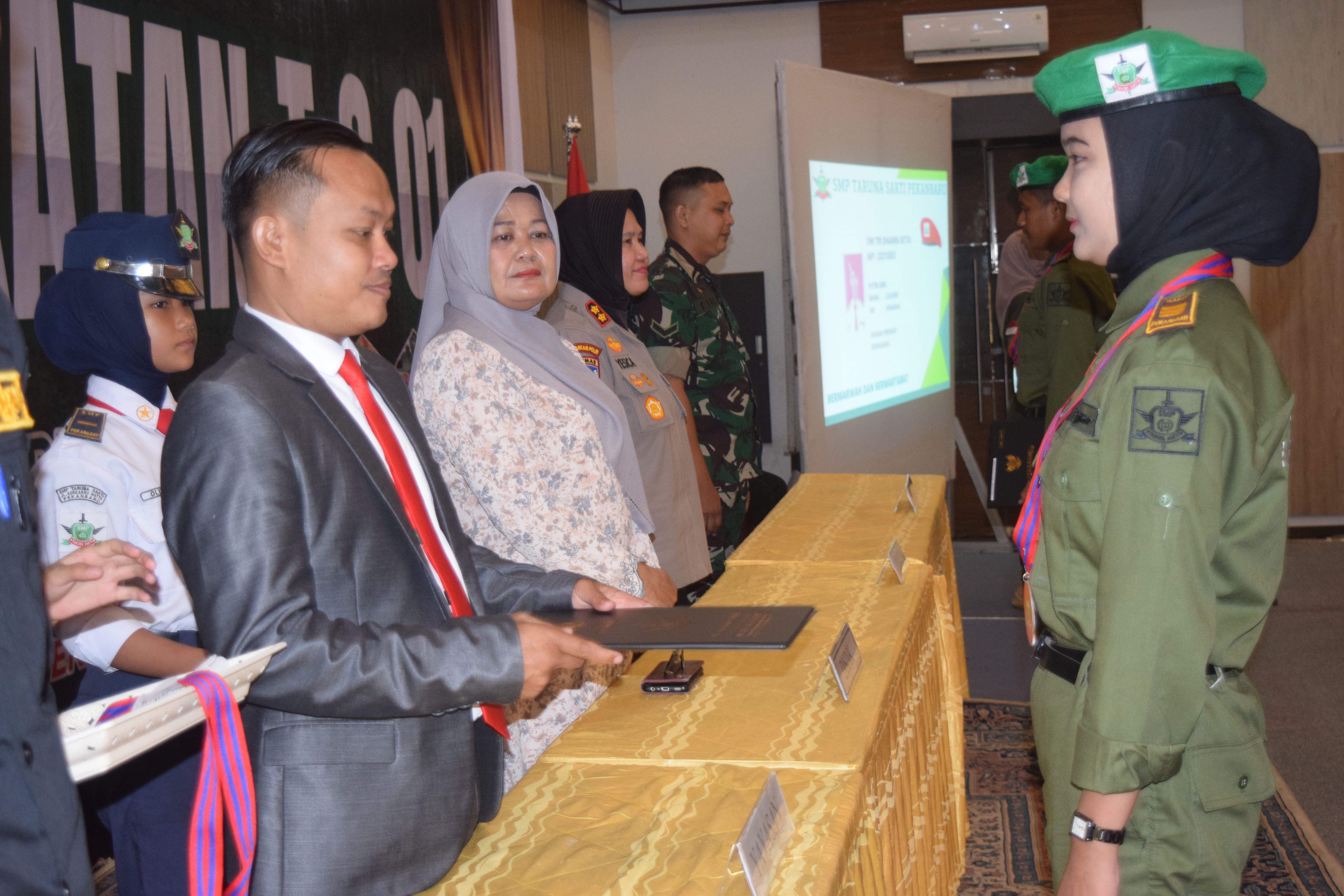 Prosesi Pengukuhan Purna praja TS 01